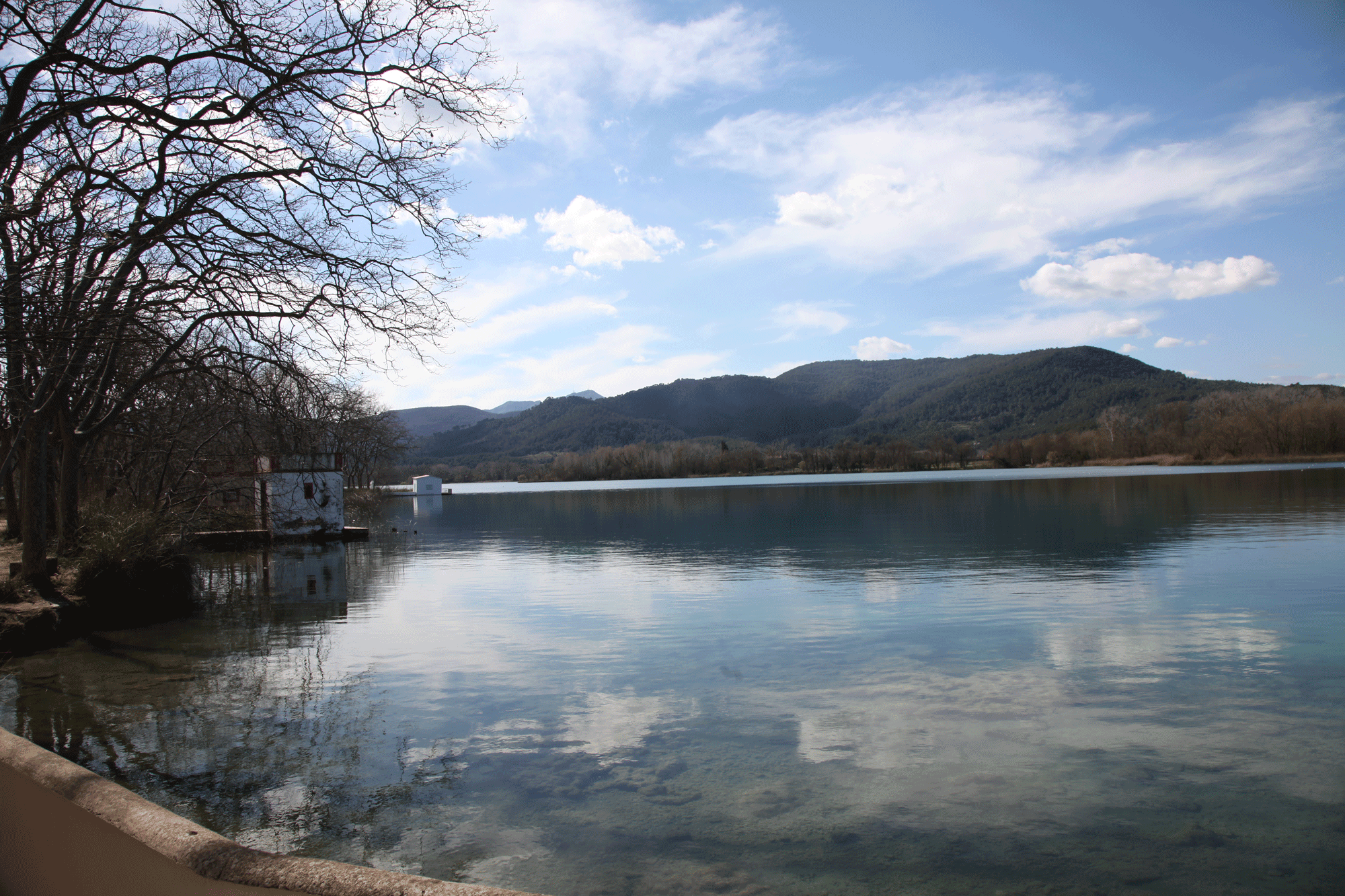 LAKE HOLIDAY - España