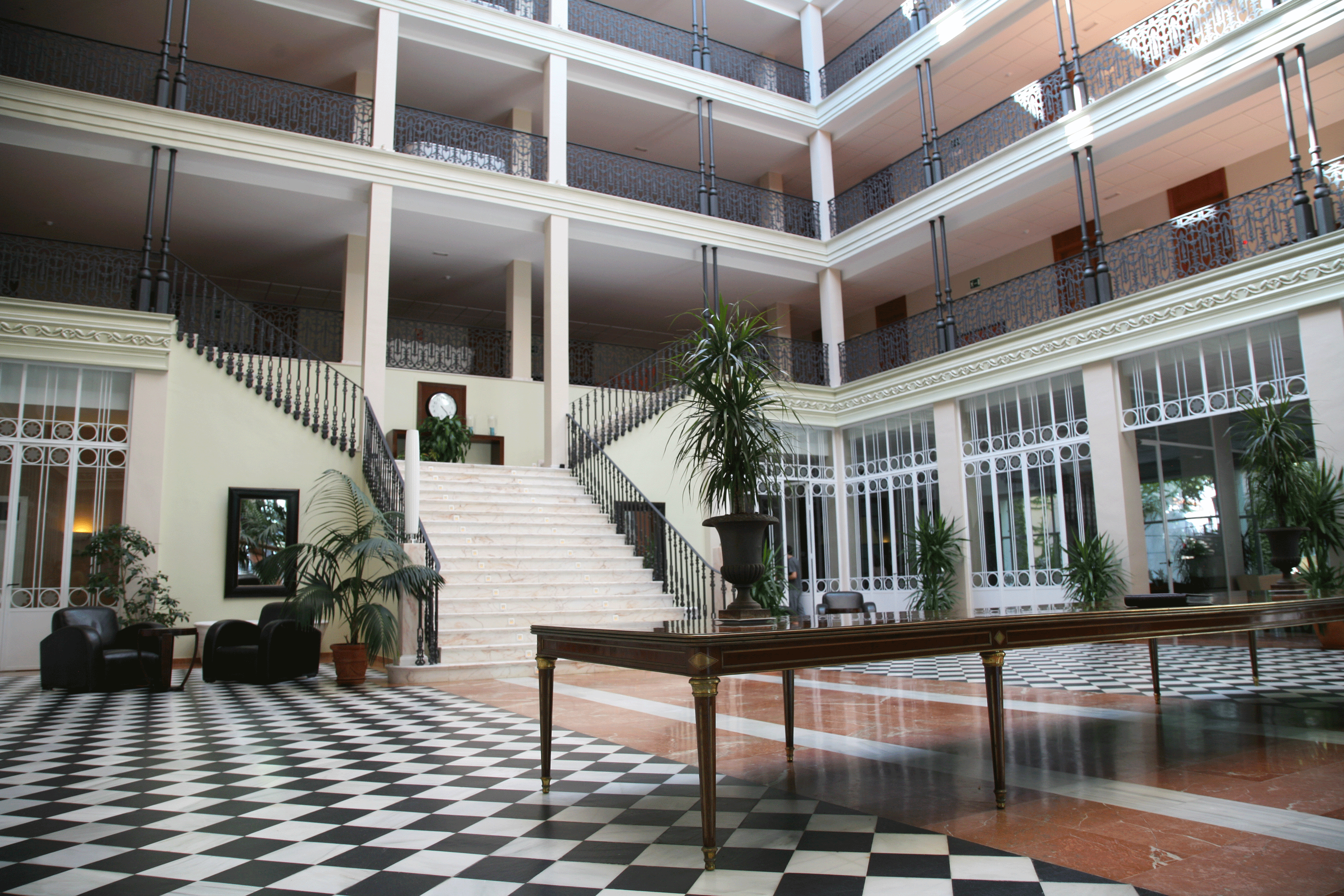 Manhaus - España